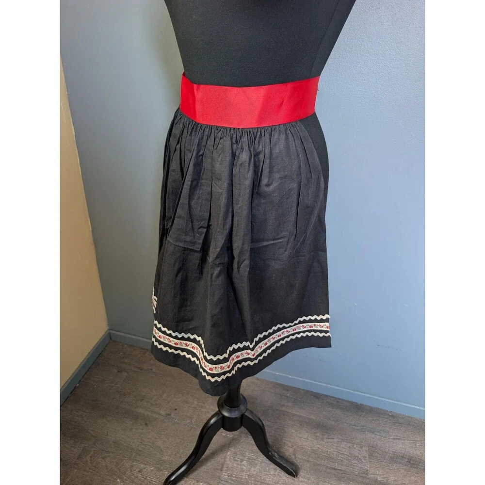 Vintage 50s 60s Half Apron, Holiday Christmas Apron
